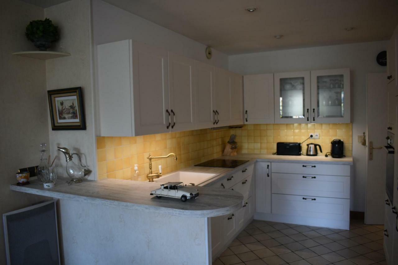 Le Grand Appartement Sainte-Foy-la-Grande Extérieur photo